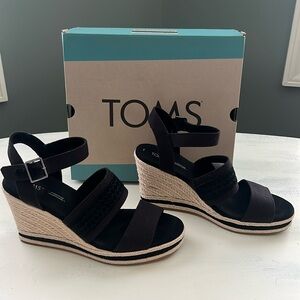 Tom’s Madelyn Wedge Sandal - like new!